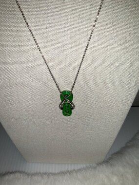 Hawaii Crystal Rhinestone Flip Flop Necklace in Green